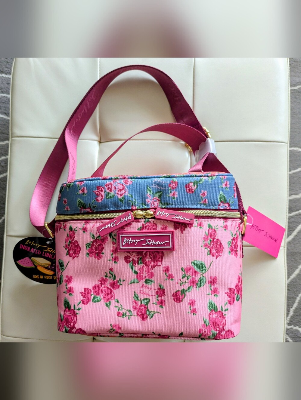 NWT Betsey Johnson Insulated Lunch Tote Pink Rose Floral Pattern